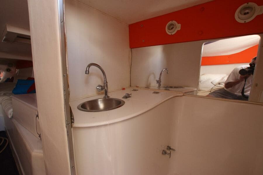 2001 Cigarette Rough Rider