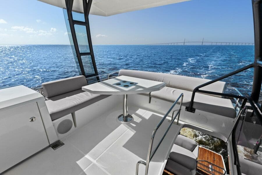 2022 Prestige 460 Flybridge - Brace Yourself Too -Flybridge