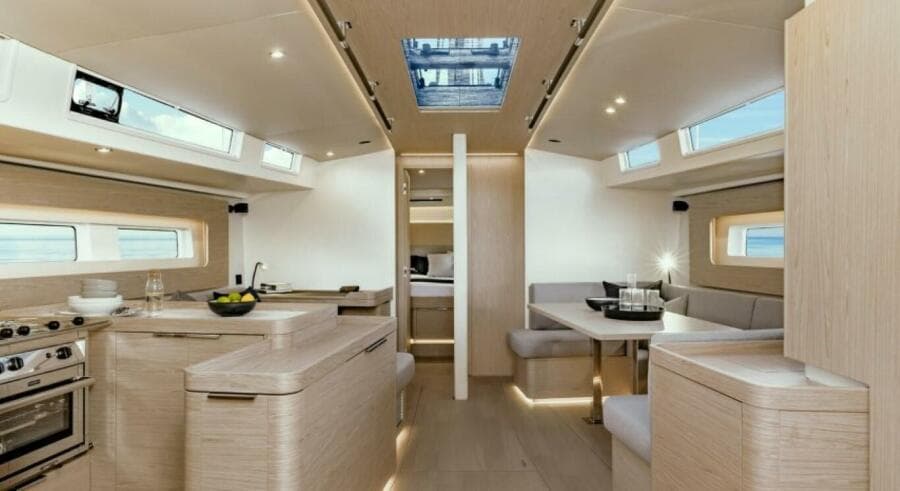 2025 Beneteau Oceanis Yacht 54
