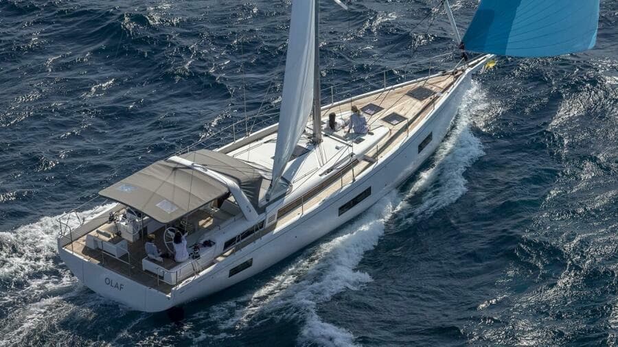2025 Beneteau Oceanis Yacht 54