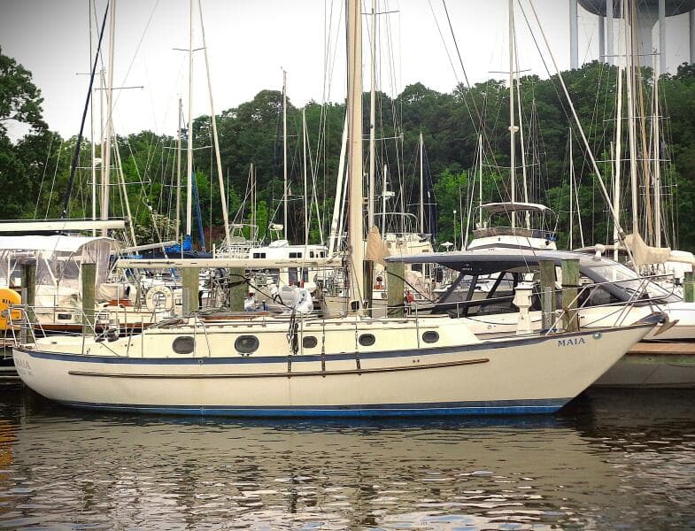 1983 Pacific Seacraft 37