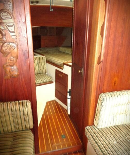 1983 Pacific Seacraft 37