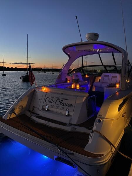 2009 Sea Ray SUNDANCER 350