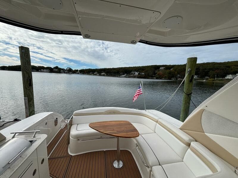 2009 Sea Ray SUNDANCER 350