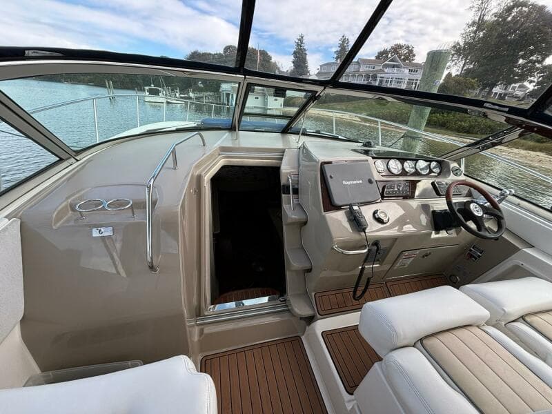 2009 Sea Ray SUNDANCER 350