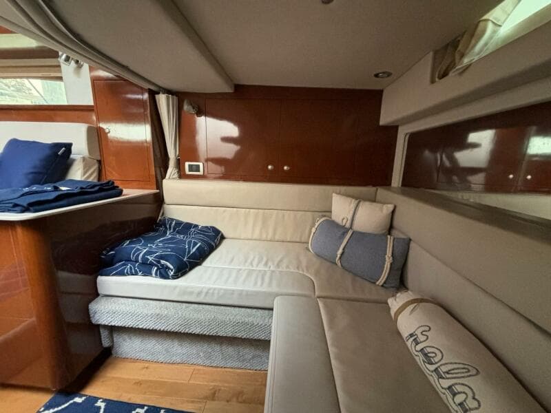 2009 Sea Ray SUNDANCER 350