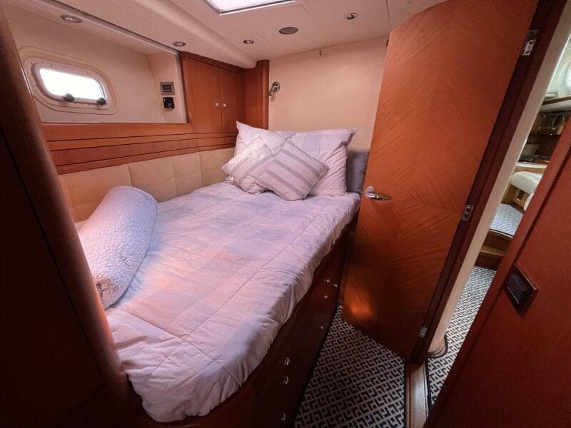 Stbd Guest Cabin, Facing Aft