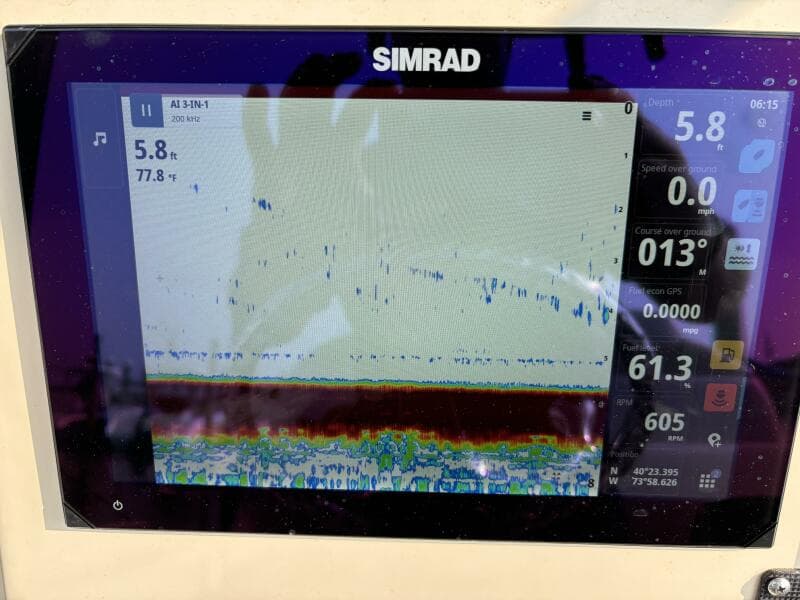 2023 Boston Whaler 250 Dauntless