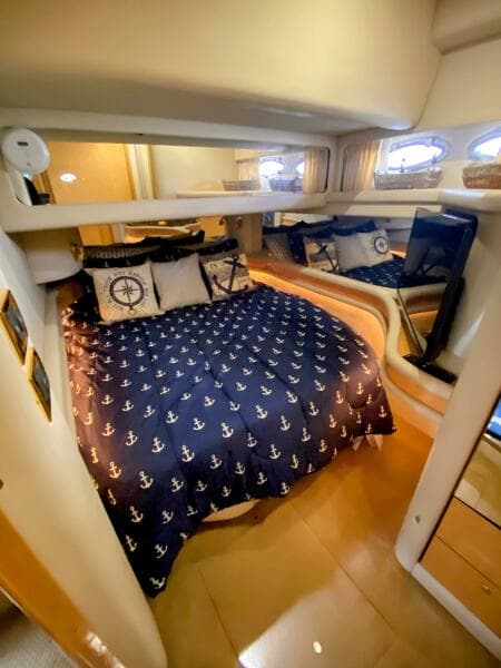 1998 Sea Ray 480 Sedan Bridge