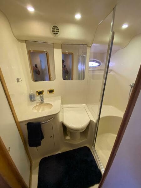 1998 Sea Ray 480 Sedan Bridge