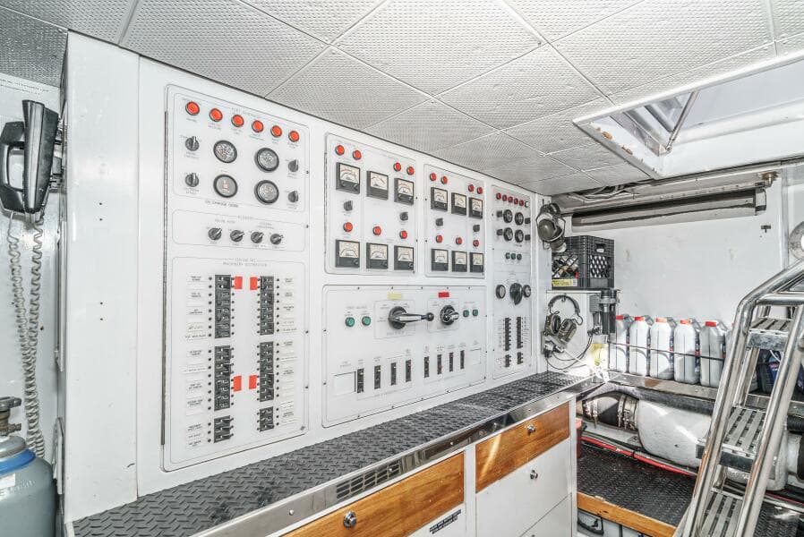 1992 Barattucci Yacht Fisher