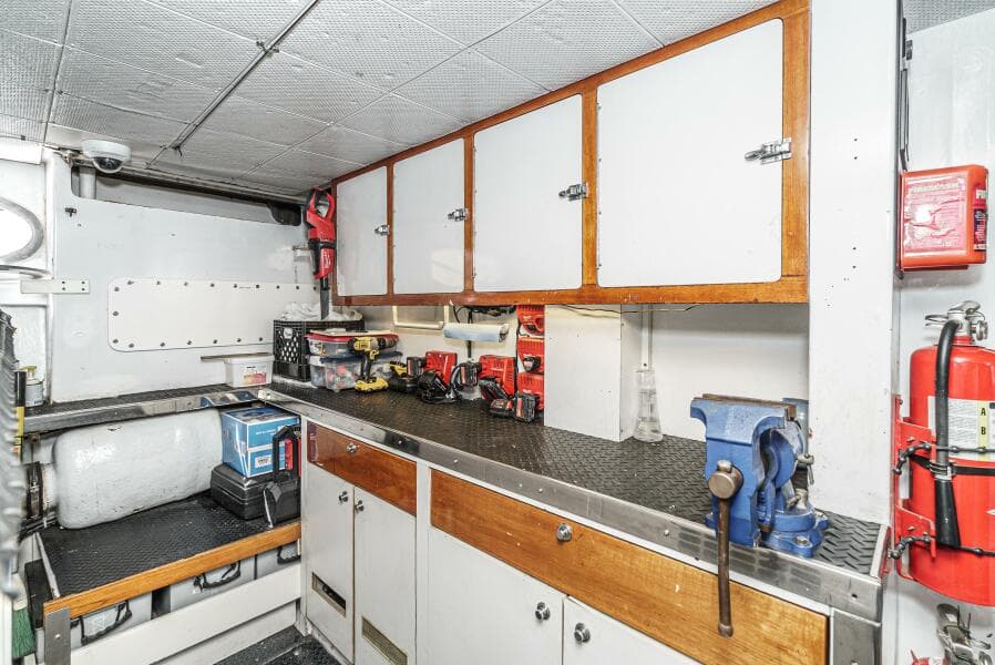 1992 Barattucci Yacht Fisher