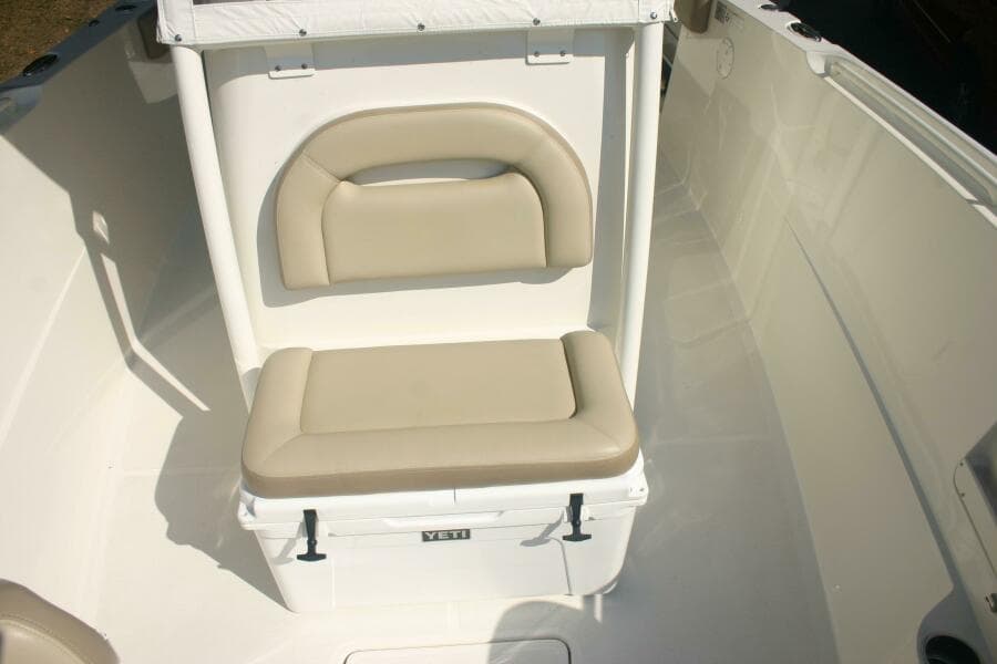 2017 Sailfish 290 Center Console