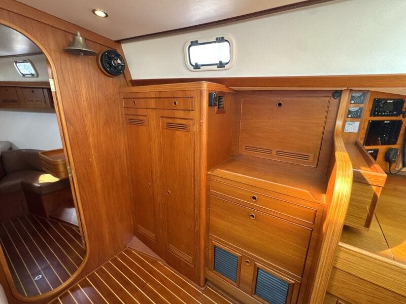 1999 Bowman 48 Aft Cockpit