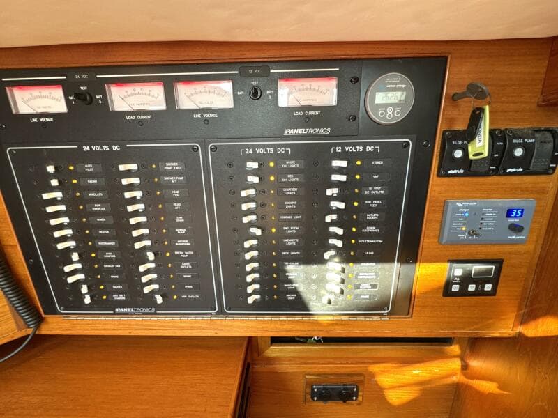 1999 Bowman 48 Aft Cockpit