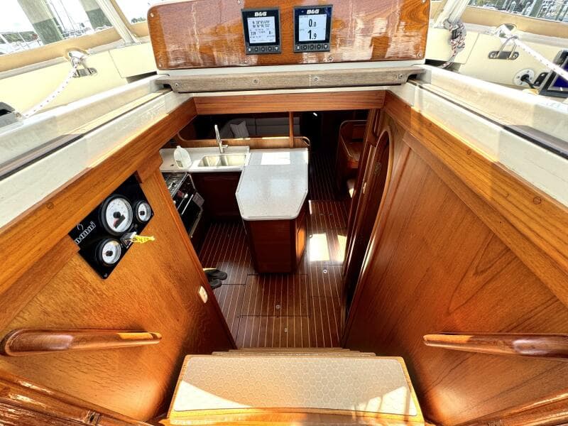 1999 Bowman 48 Aft Cockpit