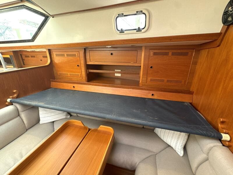 1999 Bowman 48 Aft Cockpit