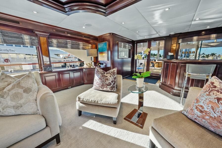 2005 Trinity Yachts Tri-Deck