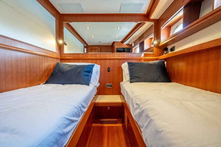 2022 Hampton 658l Endurance