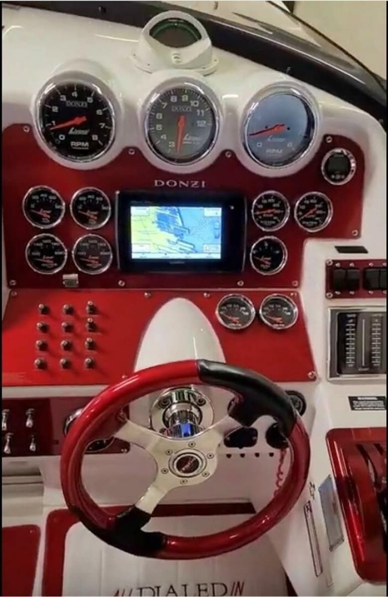 2008 Donzi 35 ZR - Photo 15