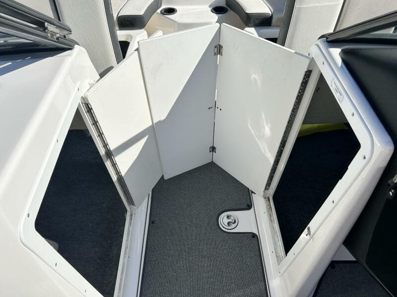 2019 Yamaha Boats AR210