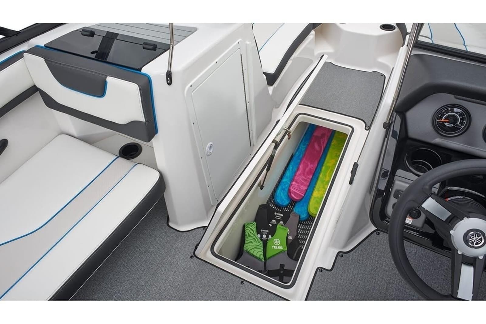 2019 Yamaha Boats AR210 - Photo 5