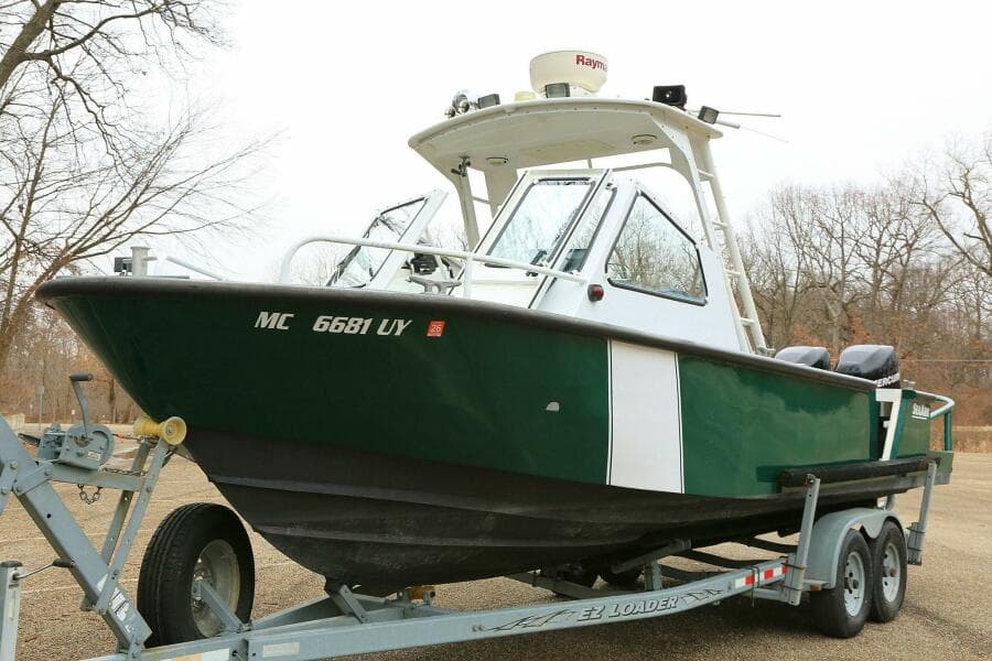 2002 SeaArk 25 V Commander SAMA 365