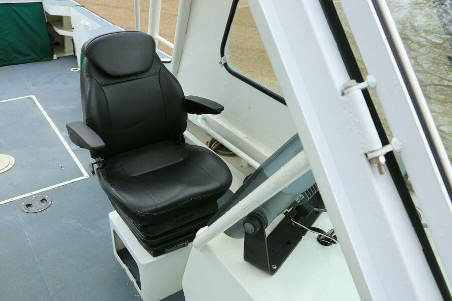 2002 SeaArk 25 V Commander SAMA 365