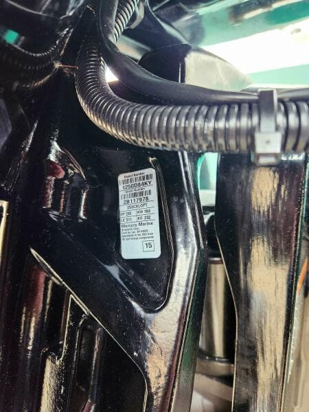 2002 SeaArk 25 V Commander SAMA 365