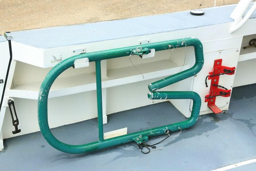 2002 SeaArk 25 V Commander SAMA 365