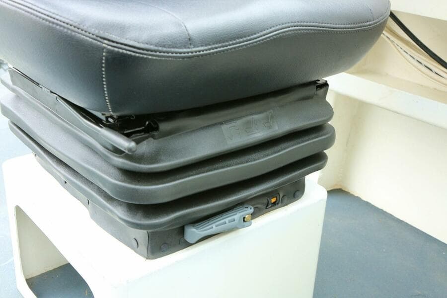 2002 SeaArk 25 V Commander SAMA 365