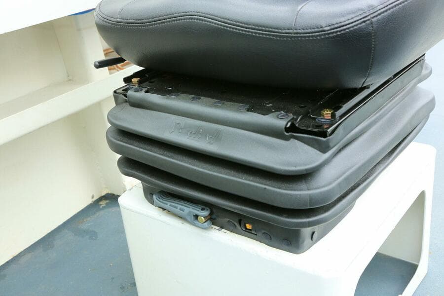 2002 SeaArk 25 V Commander SAMA 365