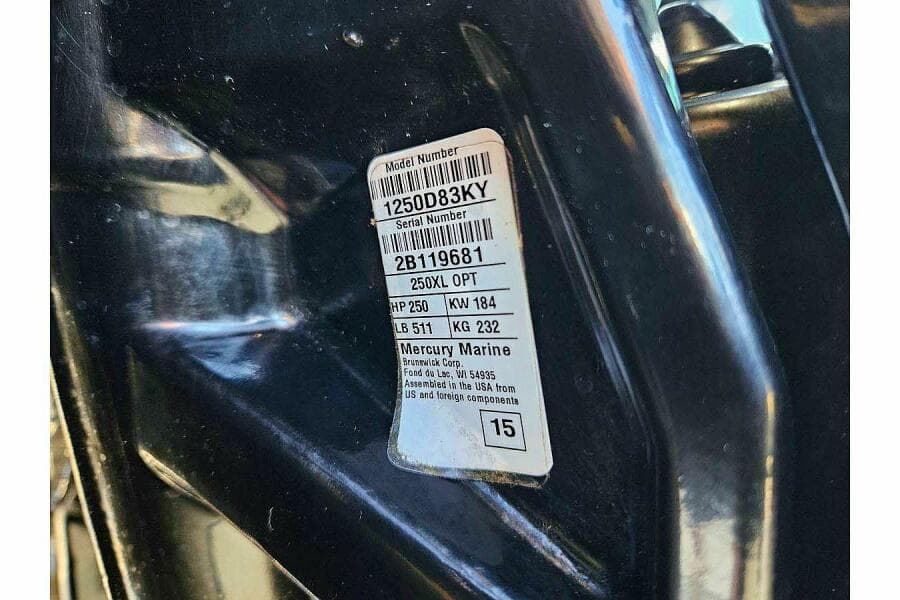 2002 SeaArk 25 V Commander SAMA 365