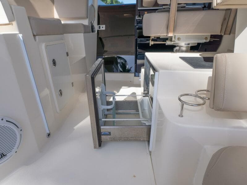 2014 Pursuit SC 365i