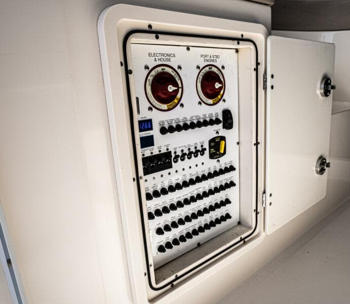 2014 Pursuit SC 365i