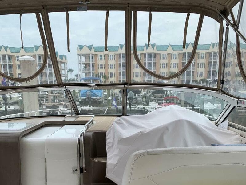 2005 Regal 3560 Commodore - Photo 12