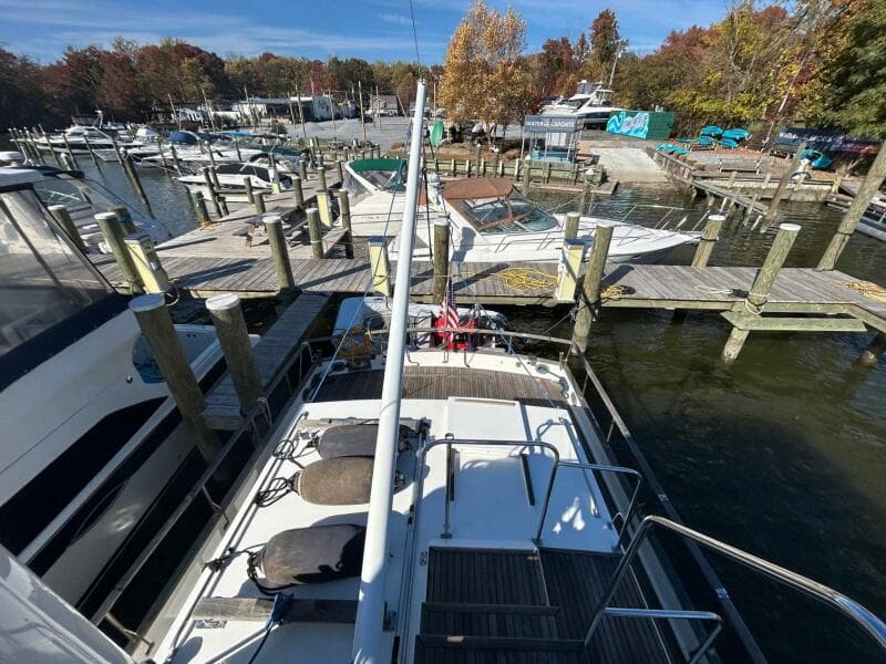 1986 Grand Banks Classic