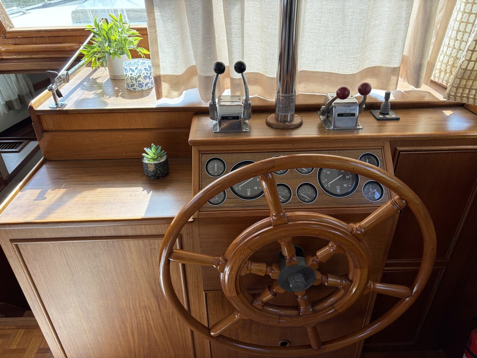 1986 Grand Banks Classic - Photo 49