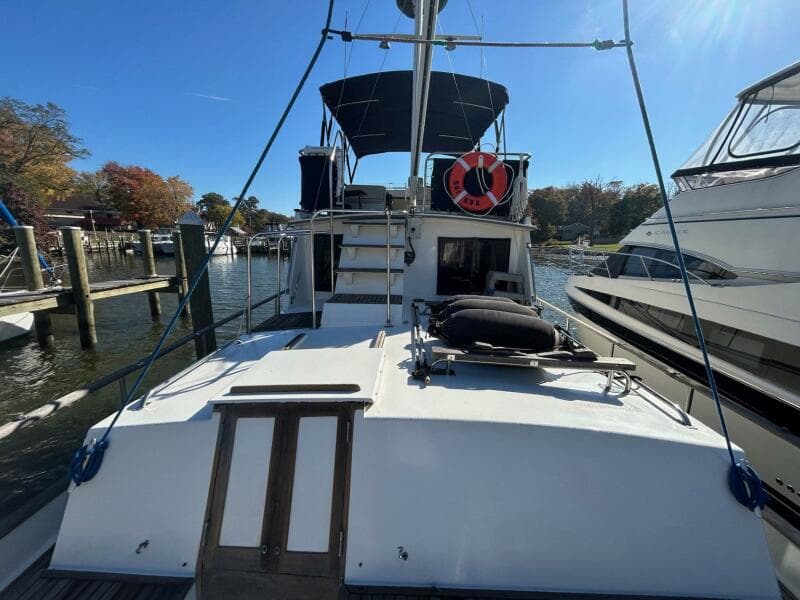 1986 Grand Banks Classic