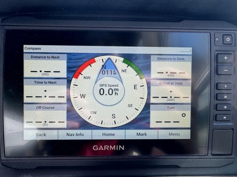 2020 Crownline 264CR