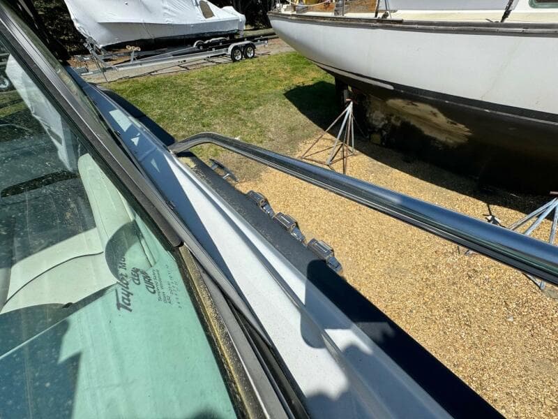 2020 Crownline 264CR