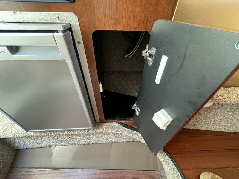 2020 Crownline 264CR