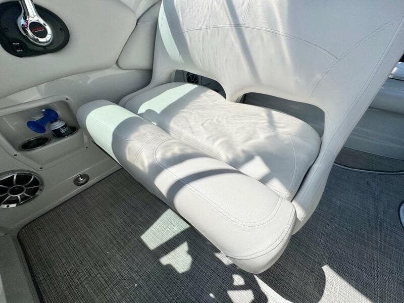 2020 Crownline 264CR