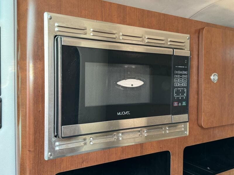 2020 Crownline 264CR