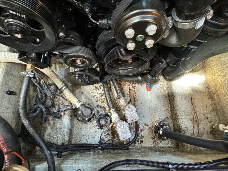 2020 Crownline 264CR