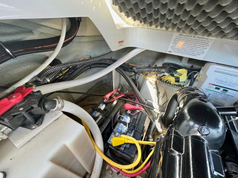 2020 Crownline 264CR