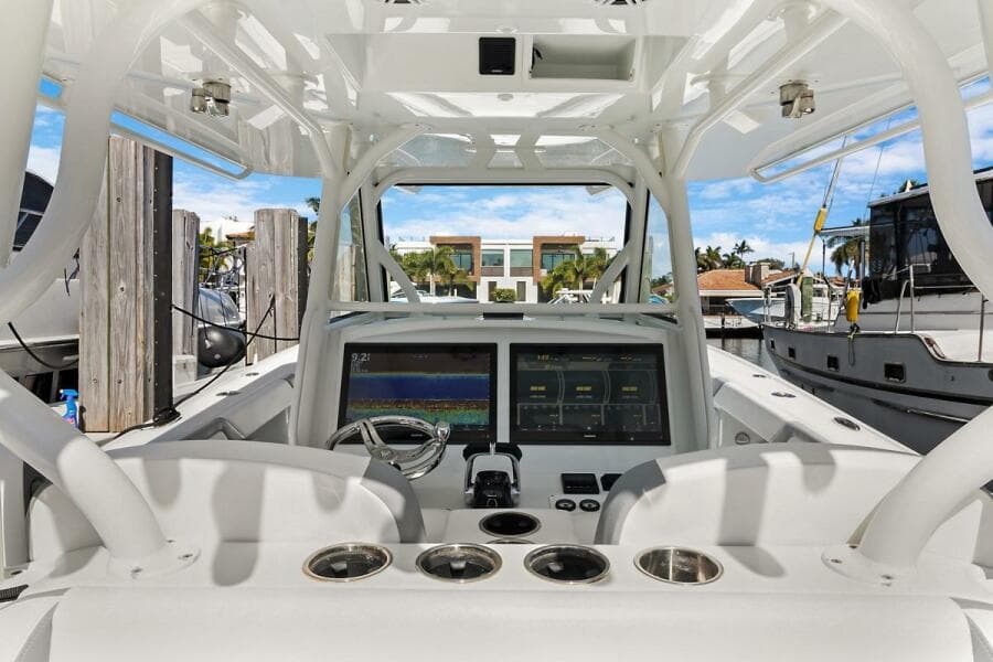 2020 Yellowfin Center Console