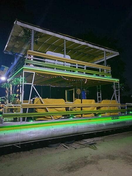 2008 Crest 35 Double Decker