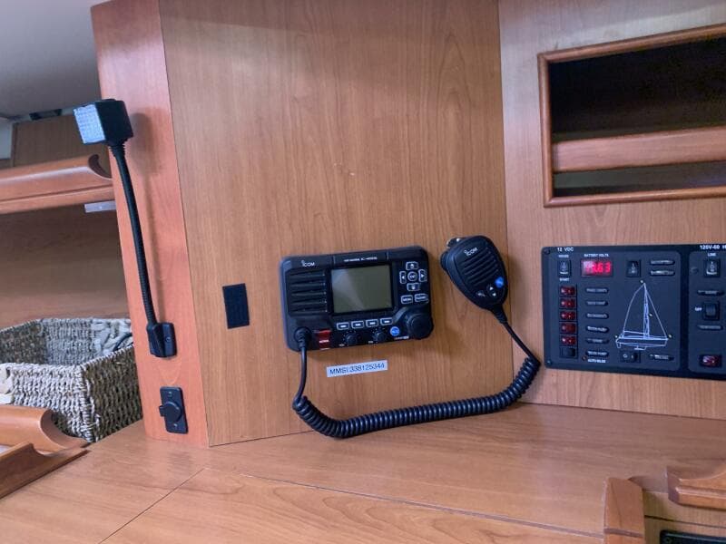 2009 Hunter 45 Deck Salon