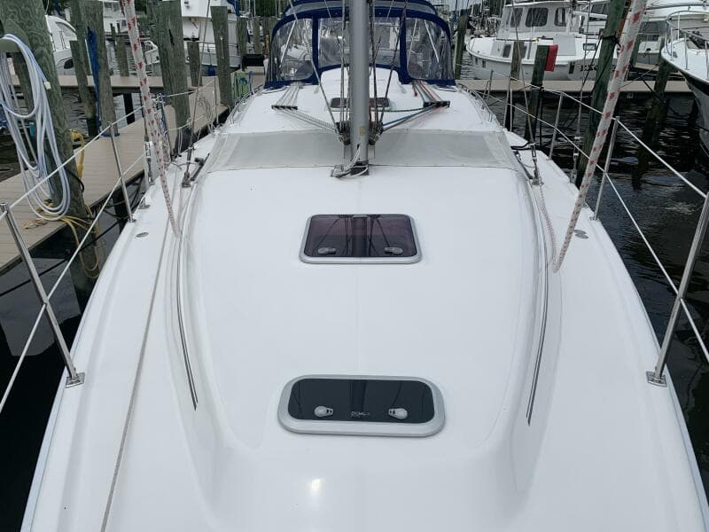 2009 Hunter 45 Deck Salon